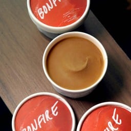 Bonfire (Cup 85g)