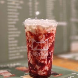 นมสด สตอเบอรี่