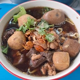 เกาเหลา-ไก่ น้ำข้น