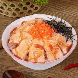 ข้าวหน้าแซลมอนเบิร์นเทอริยากิ ไซส์L