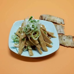 ยำเมมมะเนงิ