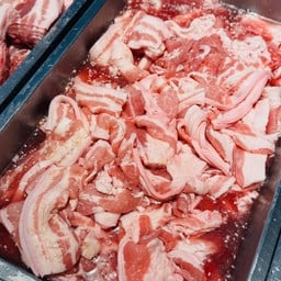 หมูสามชั้นหมักงา 2 ขีด