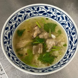 ข้าวต้มกระดูกอ่อน