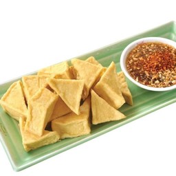 เต้าหู้ทอดกับซอสมะขาม