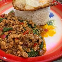 No130-131 ข้าวราดกระเพรา (Stir Fried Basil on Rice)