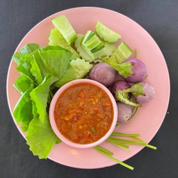 ชุดน้ำพริกผักสด (ชุดละ 20 บาท ของหน้าร้าน)
