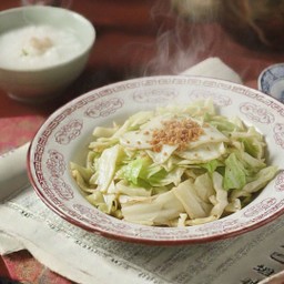 กะหล่ำปลีทอดน้ำปลาหอมไม้กระทะ