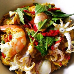 ข้าวไข่ข้นห่อหมกทะเล