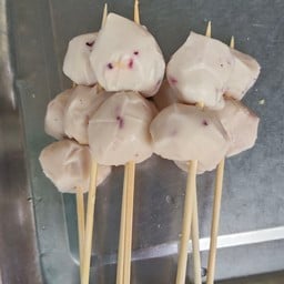 ลูกชิ้นปลาหมึก