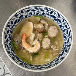 ข้าวต้มรวมหมู + ทะเล