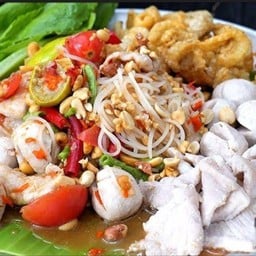 ตำก๋วยเตี๋ยว