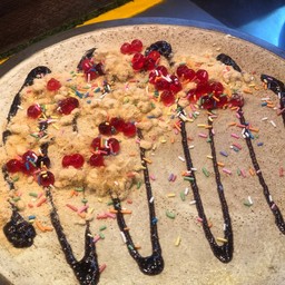 หมูหยอง+เยลลี่แดง+เม็ดเรนโบว์+ราดช็อค