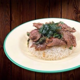 ข้าวกะเพราเนื้อโคขุนสไลด์(DR)