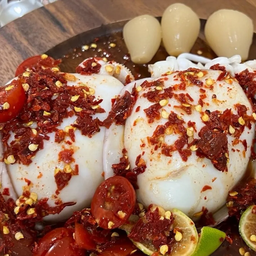 ยำหมึกกระดองยักษ์1 ตัว น้ำปลาร้า