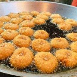 ทอดมันกุ้ง ก๋วยเตี๋ยวหลอด ครัวคุณย่ามณี(ตลาดอ่อนนุช) ตลาดอ่อนนุช