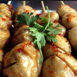 ลูกชิ้นเนื้อปิ้ง