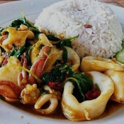 อาหารตามสั่ง ป้าบัวริมบึง