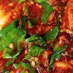 ไข่ข้นกระเพราปลากระป๋อง