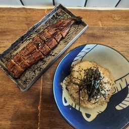 ข้าวหน้าอูนางิ(ปลาไหลย่าง1ตัว)