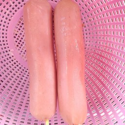 ใส้กรอก รมควัน  ทอด