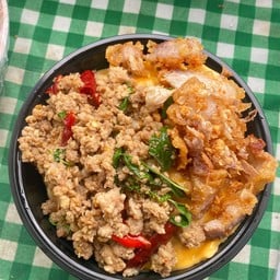 ฉ่ำปาก หมูทอด ไข่ข้น