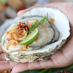 หอยนางรม 2 ตัวจุกๆ