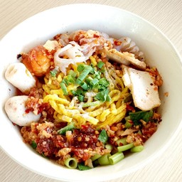 หมี่กรอบเย็นตาโฟ