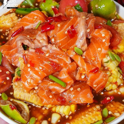 ตำข้าวโพดแซลมอน 100 กรัม M