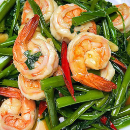 กุ้งผัดผักบุ้งไฟแดง L
