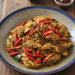 ไตปลาแห้ง สาวนครศรีฯ  แซ่บถึงใจ หอมกลิ่นใต้ทุกขวด!