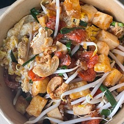 เกาเหลาผัดไทย