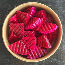 แก้วมังกรแดง