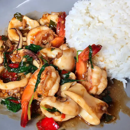 "มะแม้ว...ตามสั่ง"