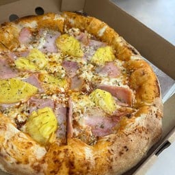 Hawaiian pizza