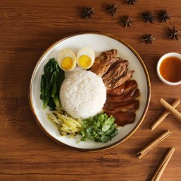 ข้าวขาหมู+ไข่พะโล้