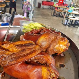 ข้าวขาหมู