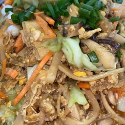 ผัดวุ้นเส้นทรงเครื่อง