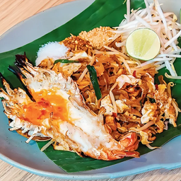 ผัดไทย กุ้งแม่น้ำ