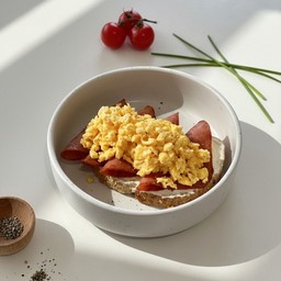 Ham&Scrambled Egg Creamcheese Sourdough