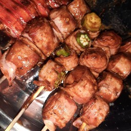 เบค่อน พันไส้กรอกหนังกรอบ