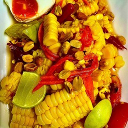 ส้มตำ ซ้อหลิว ตะหลิวบิน