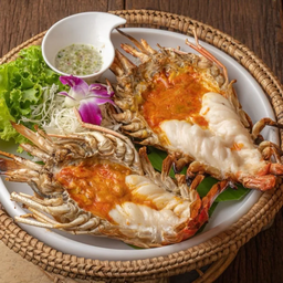 กุ้งแม่น้ำไซส์ใหญ่พิเศษ 2 ตัว