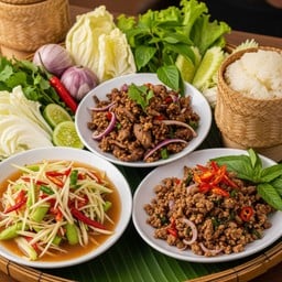 ส้มตำ อาหารอีสาน