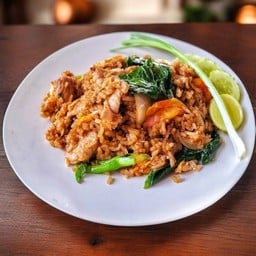 ข้าวผัดรถไฟหมู