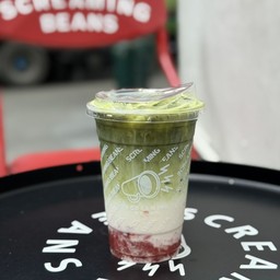 มัทฉะสตอร์วเบอร์รี่