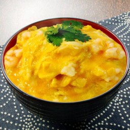 ข้าวหน้า ไข่ข้นกุ้ง Omelette with Shimp Rice Bowl