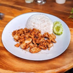 ข้าวไก่กระเทียมพริกไทย