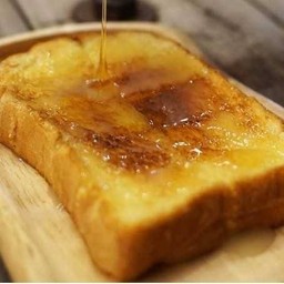 ปังเนยน้ำผึ้ง