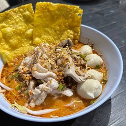ก๋วยเตี๋ยวต้มยำน้ำข้น