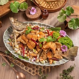 ปลากระพงน้ำยำสมุนไพร